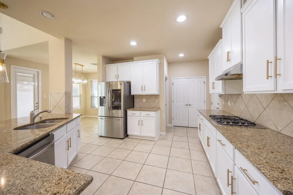 20219 Bristol Mesa San Antonio TX 78259