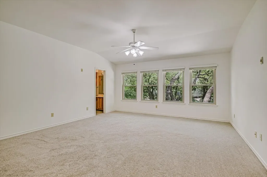 13247 Darwin Lane Austin TX 78729