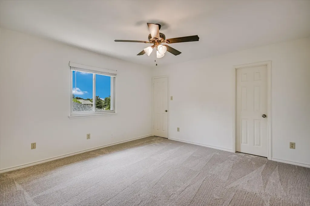 13247 Darwin Lane Austin TX 78729