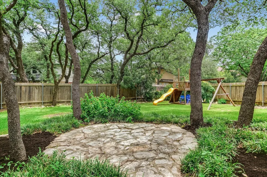 13247 Darwin Lane Austin TX 78729