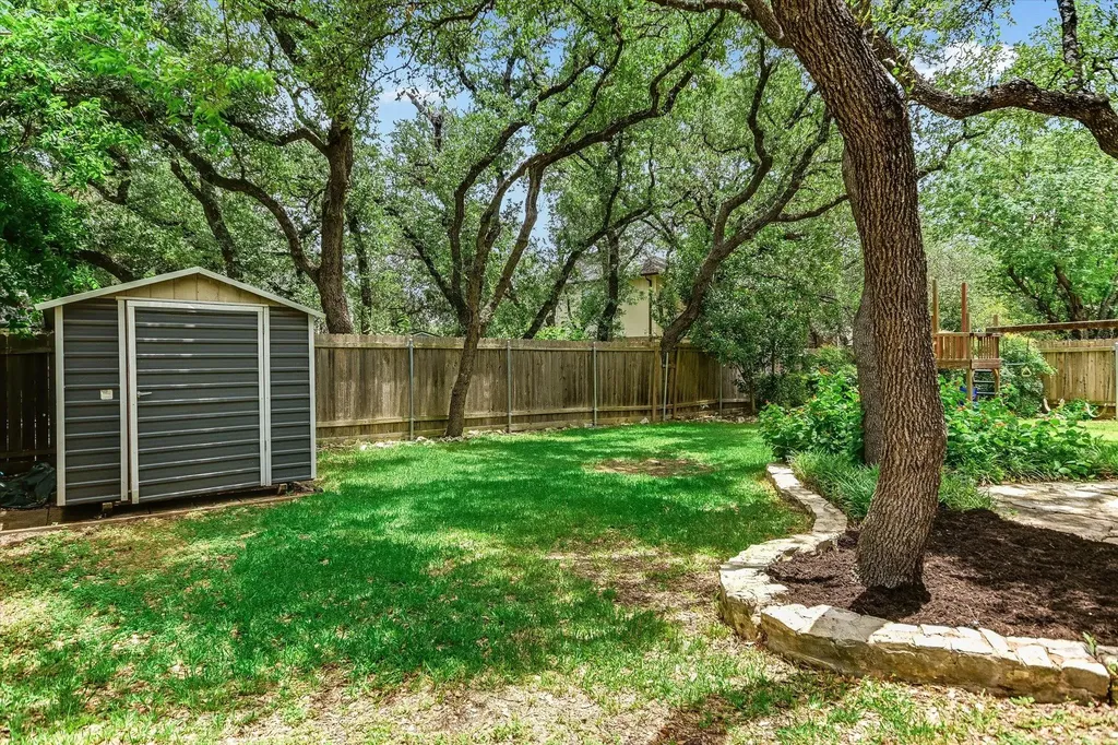 13247 Darwin Lane Austin TX 78729
