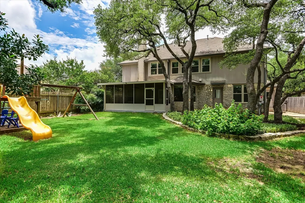 13247 Darwin Lane Austin TX 78729