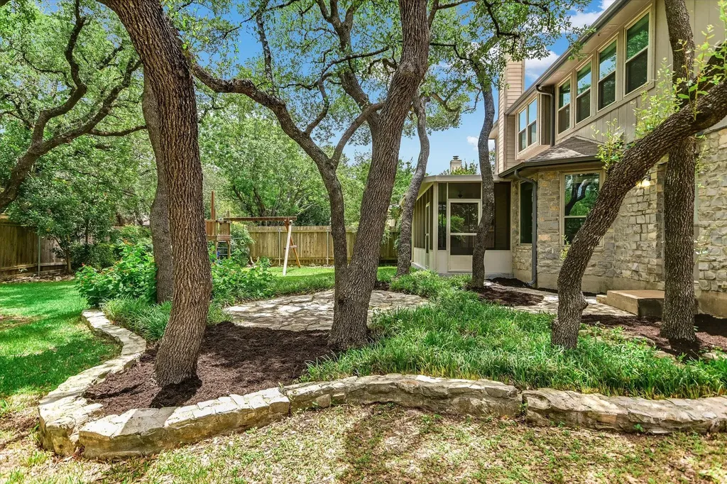 13247 Darwin Lane Austin TX 78729