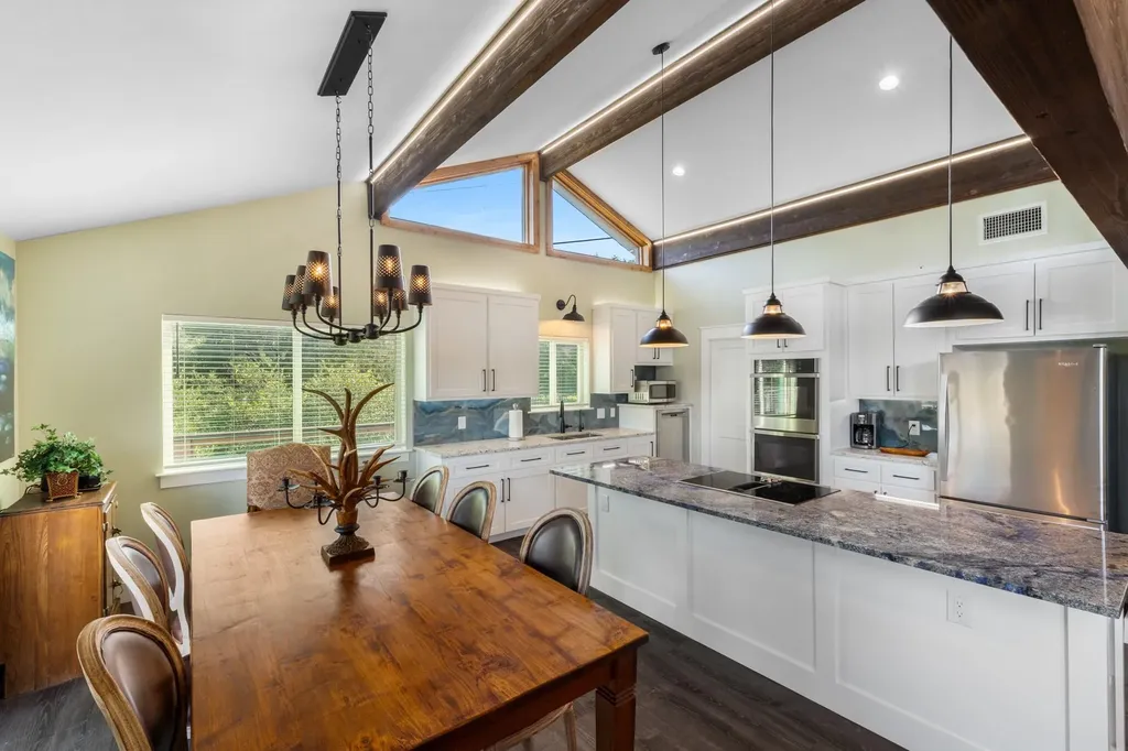 3609 Peninsular Drive Marble Falls TX 78654