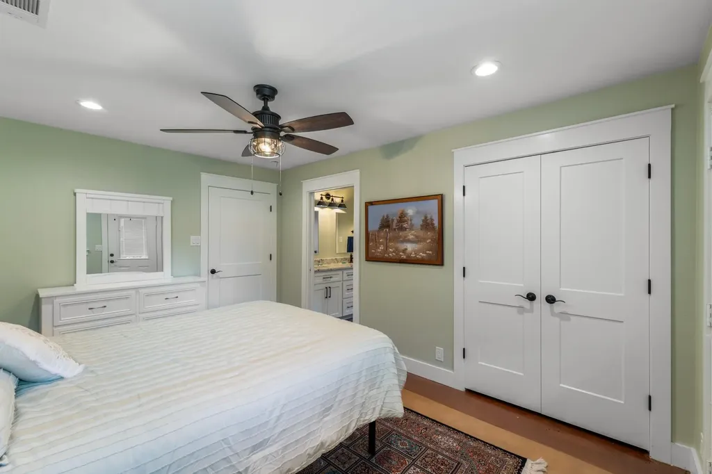 3609 Peninsular Drive Marble Falls TX 78654