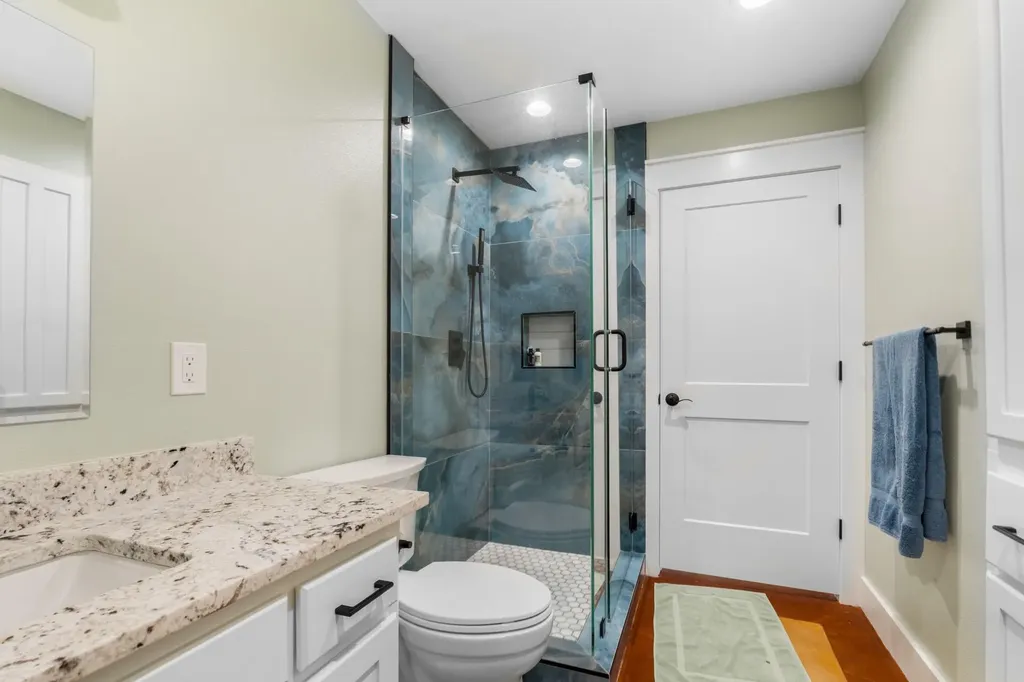3609 Peninsular Drive Marble Falls TX 78654