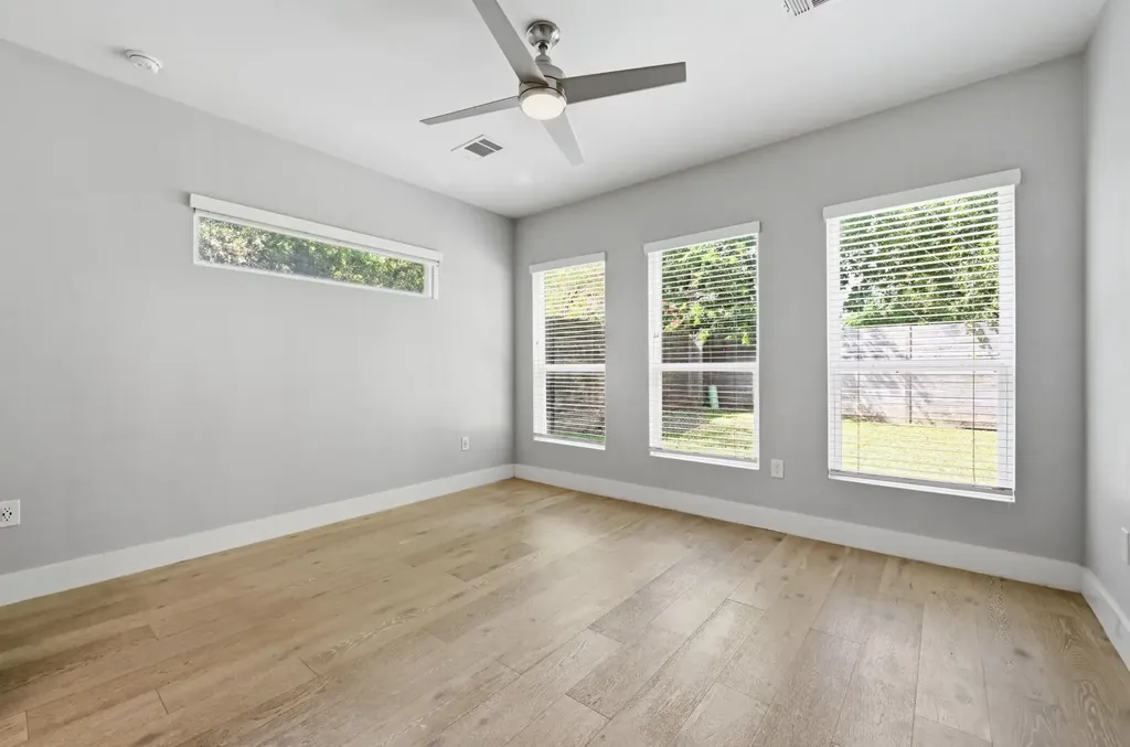 4207 Alexandria Drive Austin TX 78749