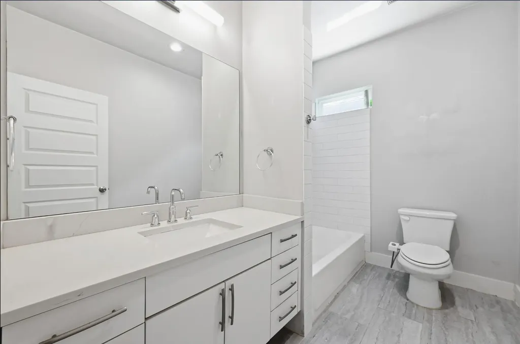 4207 Alexandria Drive Austin TX 78749
