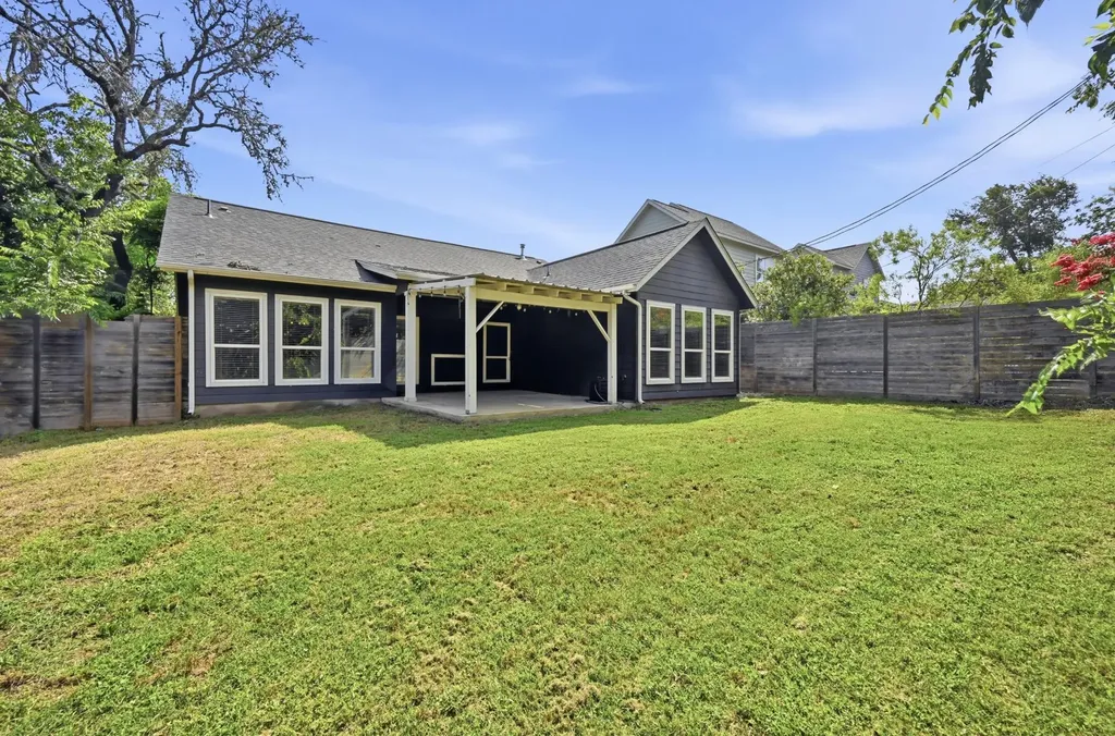 4207 Alexandria Drive Austin TX 78749