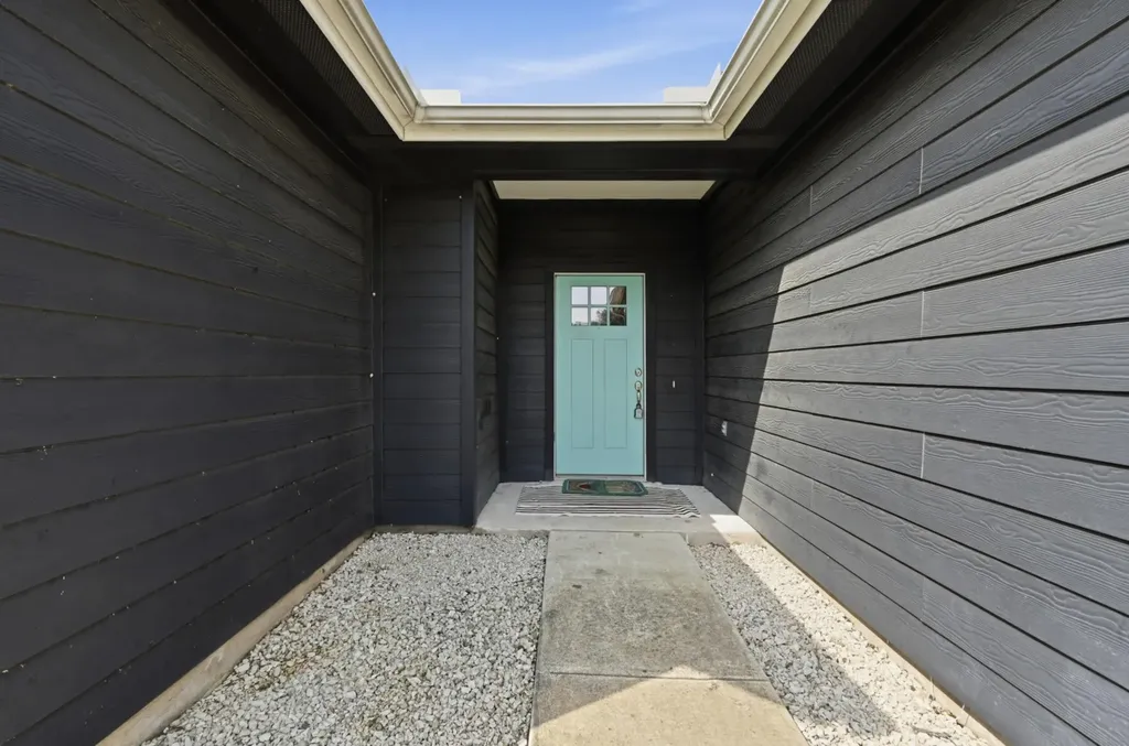 4207 Alexandria Drive Austin TX 78749