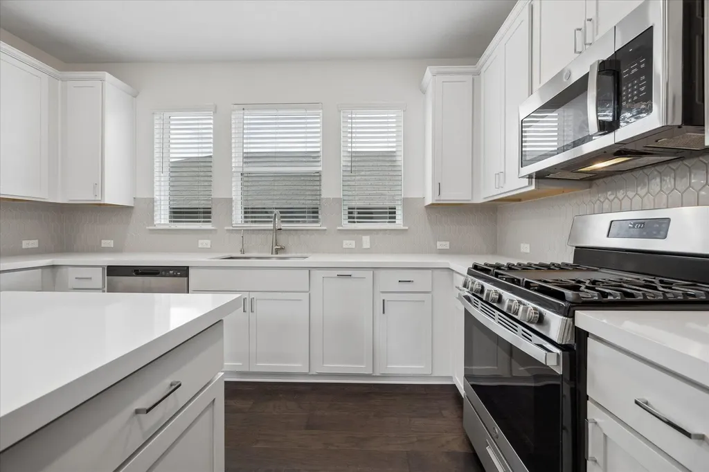 6407 Rounded Pebble Lane Buda TX 78610