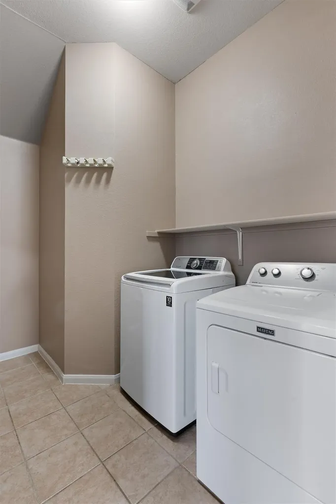 407 Red Hawk Drive Leander TX 78641