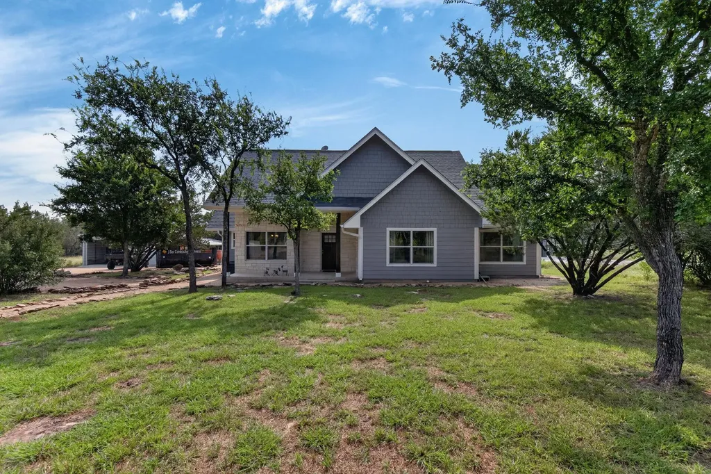 207 Deer Ridge Drive Burnet TX 78611