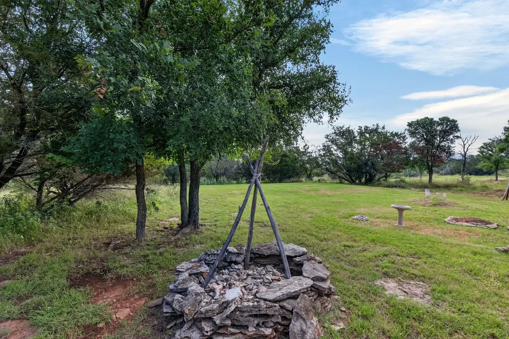 207 Deer Ridge Drive Burnet TX 78611