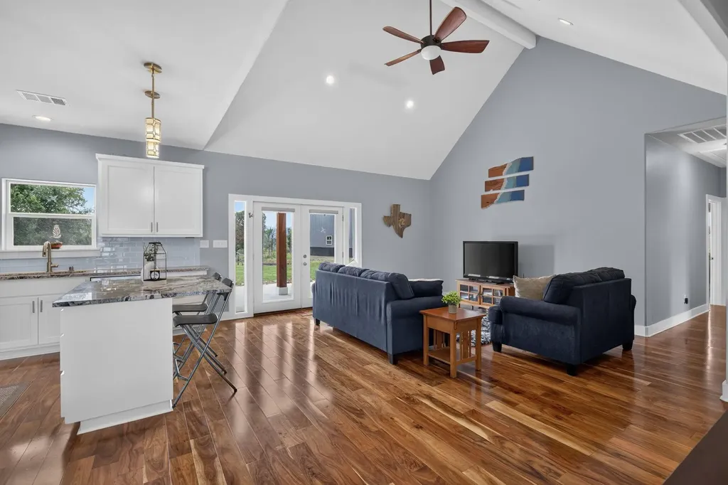 207 Deer Ridge Drive Burnet TX 78611
