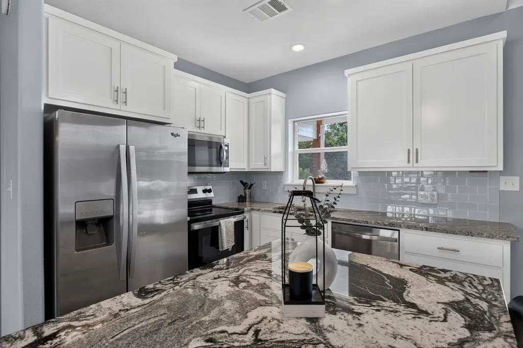 207 Deer Ridge Drive Burnet TX 78611