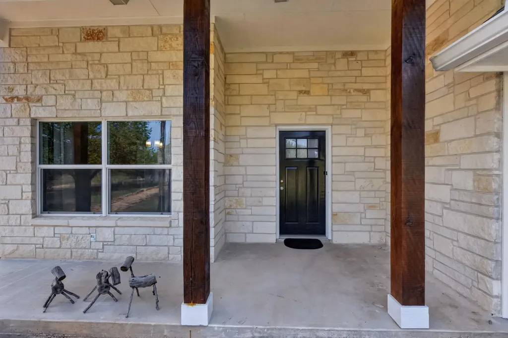 207 Deer Ridge Drive Burnet TX 78611