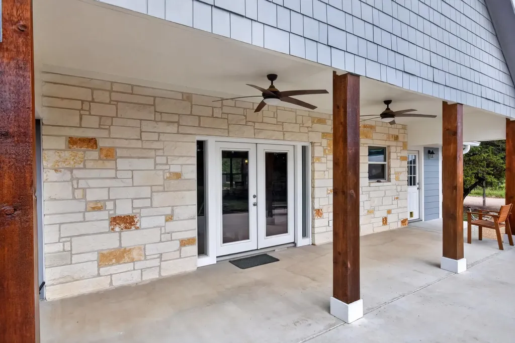 207 Deer Ridge Drive Burnet TX 78611