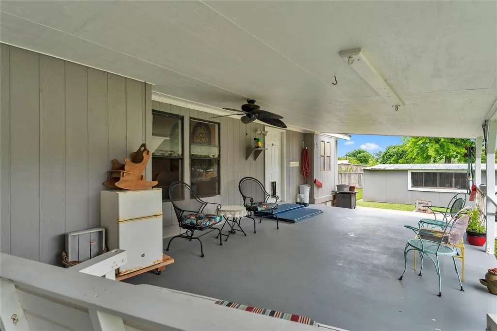 130 Banks Street Kingsland TX 78639