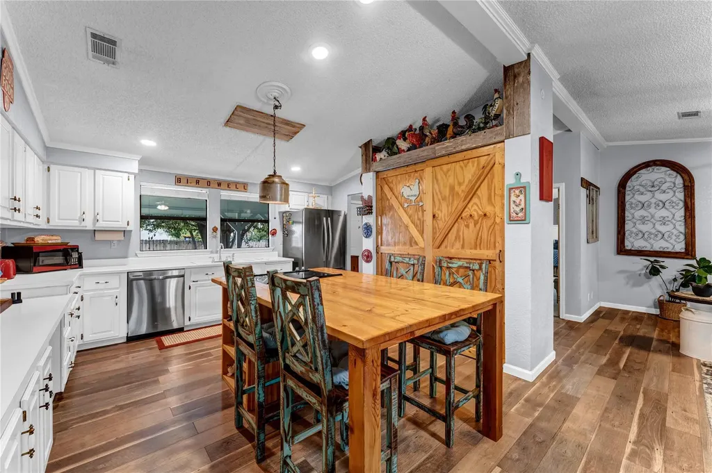 130 Banks Street Kingsland TX 78639