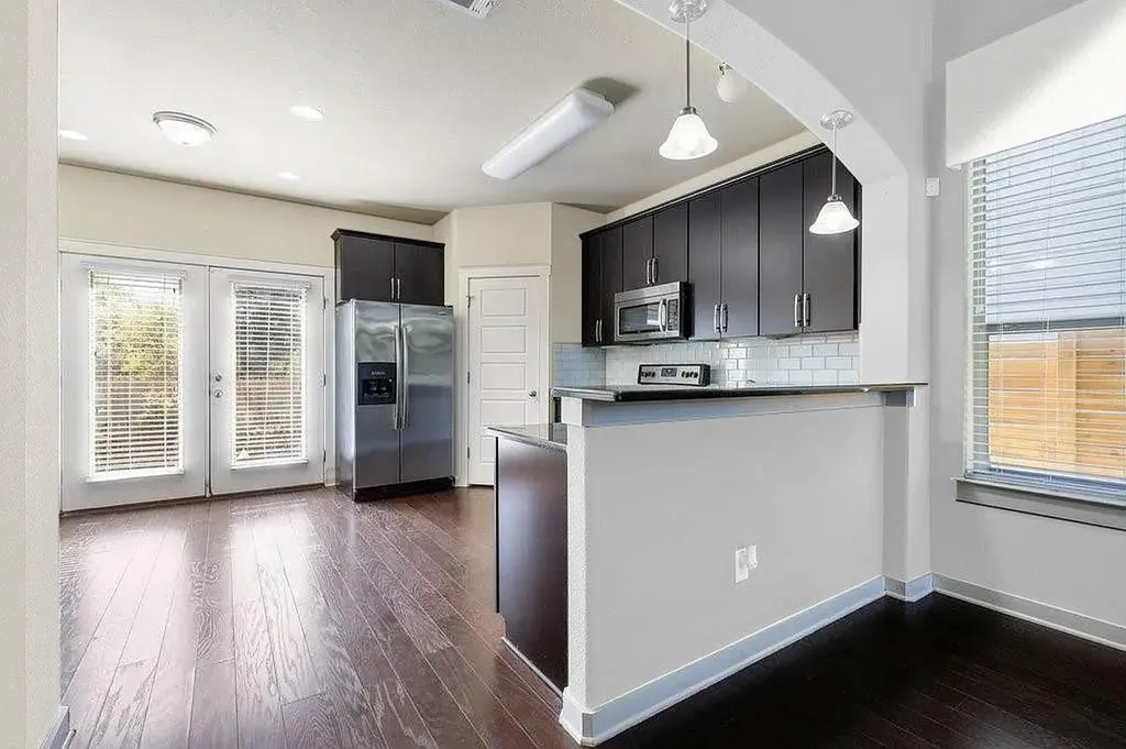 2001 Faro Drive Austin TX 78741