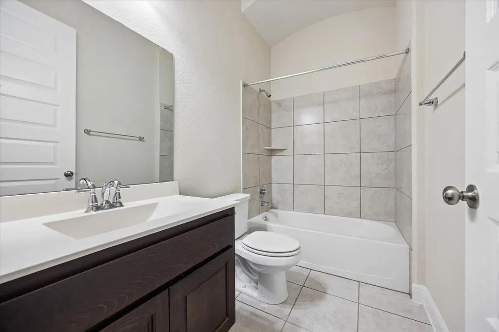 365 Arapaho Drive Kyle TX 78640