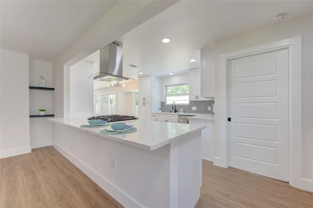 10070 Woodland Village Drive Austin TX 78750