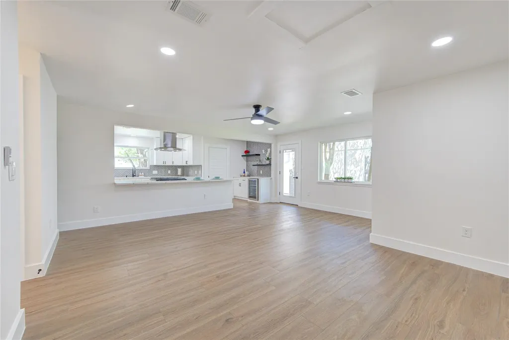 10070 Woodland Village Drive Austin TX 78750