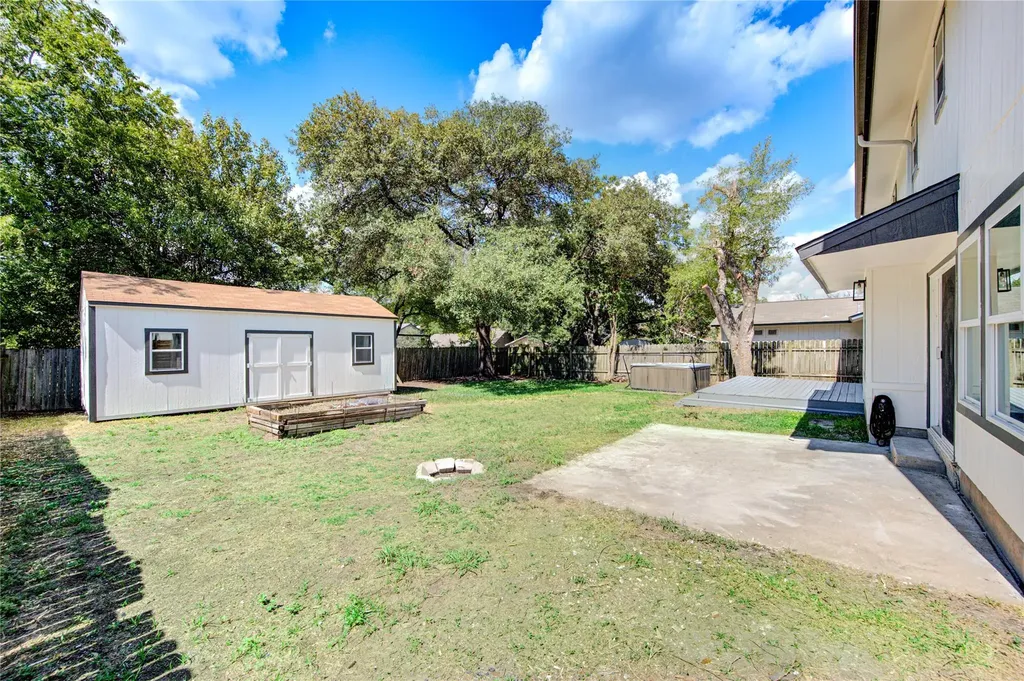 10070 Woodland Village Drive Austin TX 78750