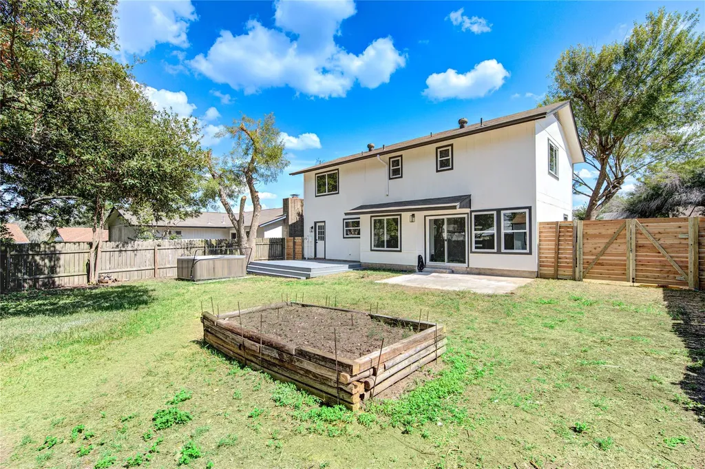 10070 Woodland Village Drive Austin TX 78750