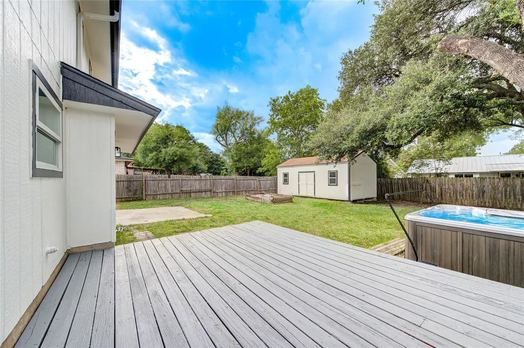 10070 Woodland Village Drive Austin TX 78750