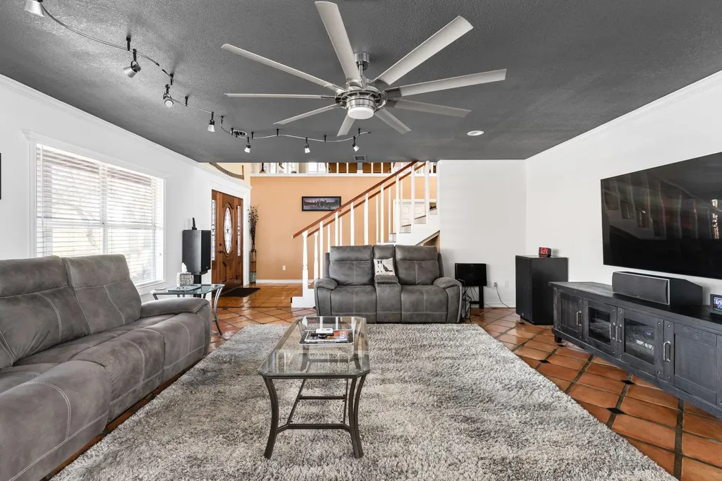 2706 Tradewind Drive Spicewood TX 78669
