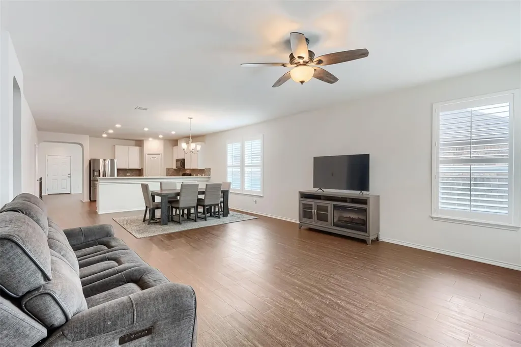 221 Auburn Street Kyle TX 78640