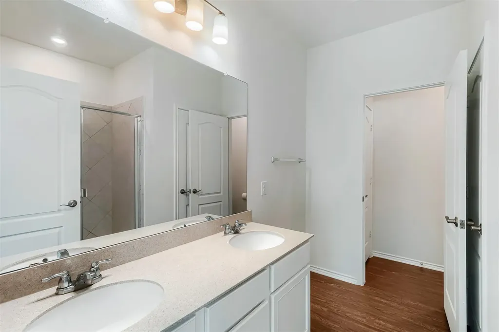 221 Auburn Street Kyle TX 78640