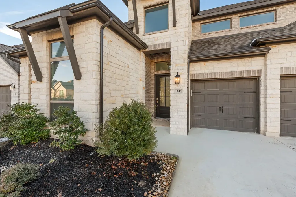 1345 Golden Celebration Bend Leander TX 78641