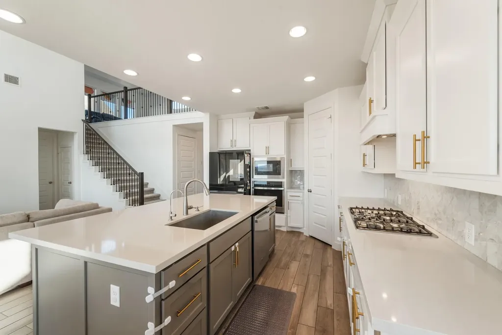 1345 Golden Celebration Bend Leander TX 78641