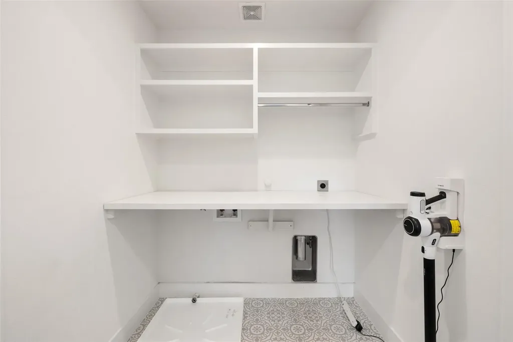 5601 Jackie Robinson Street Austin TX 78721