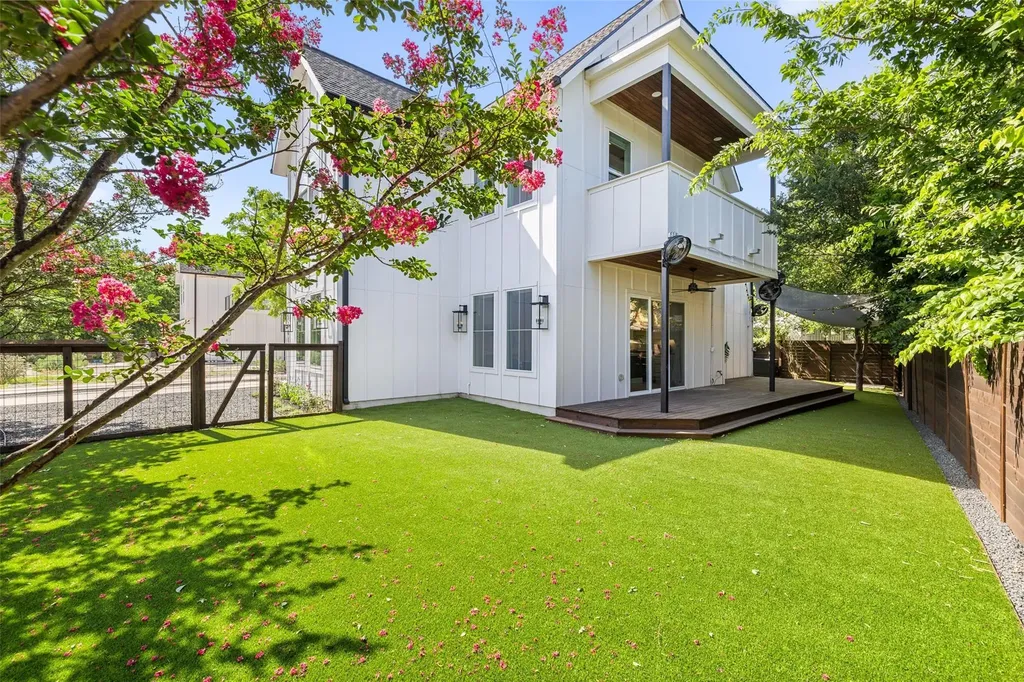 5601 Jackie Robinson Street Austin TX 78721