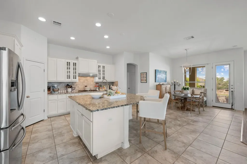 4221 Gandara Bend Austin TX 78738
