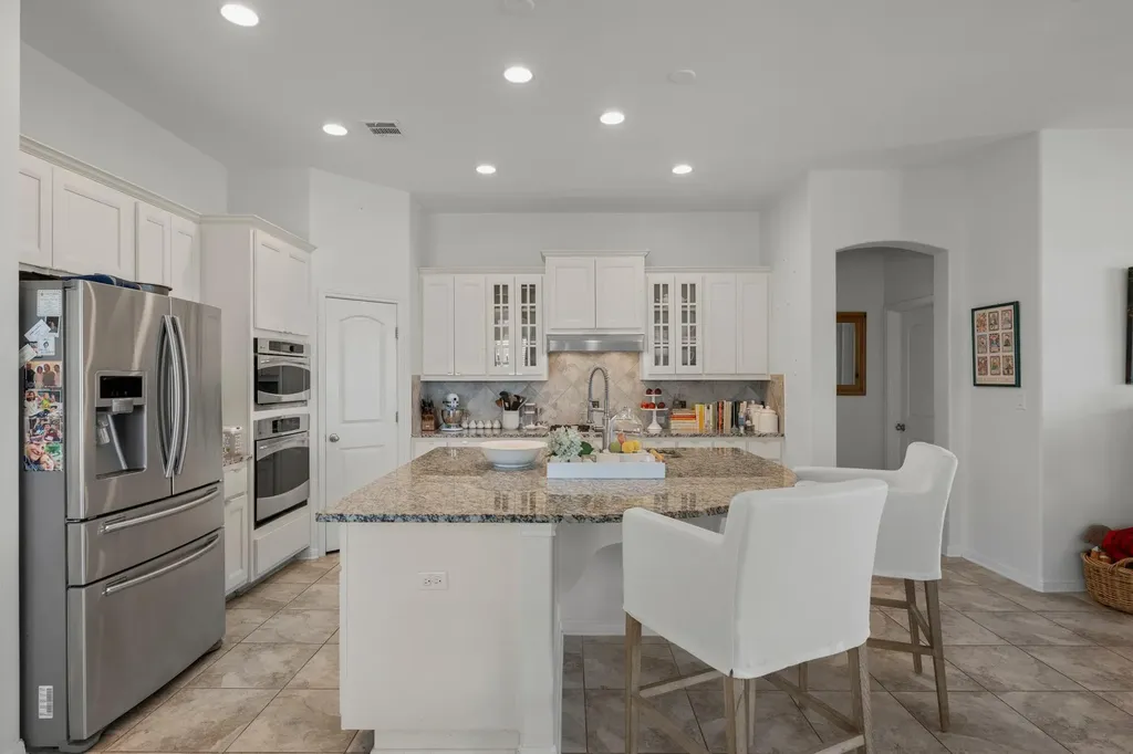 4221 Gandara Bend Austin TX 78738