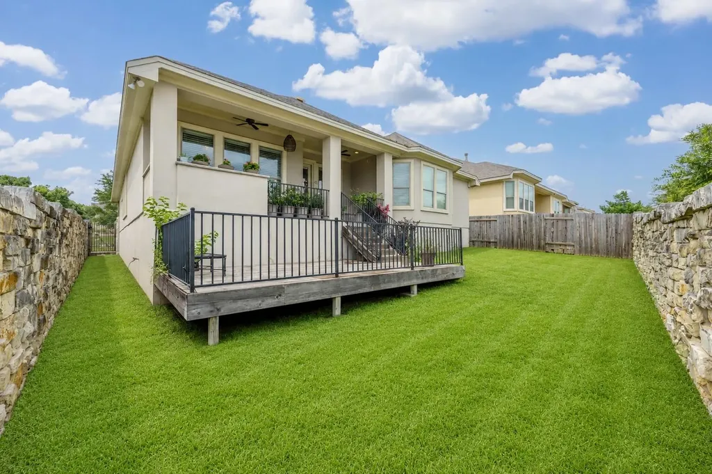 4221 Gandara Bend Austin TX 78738