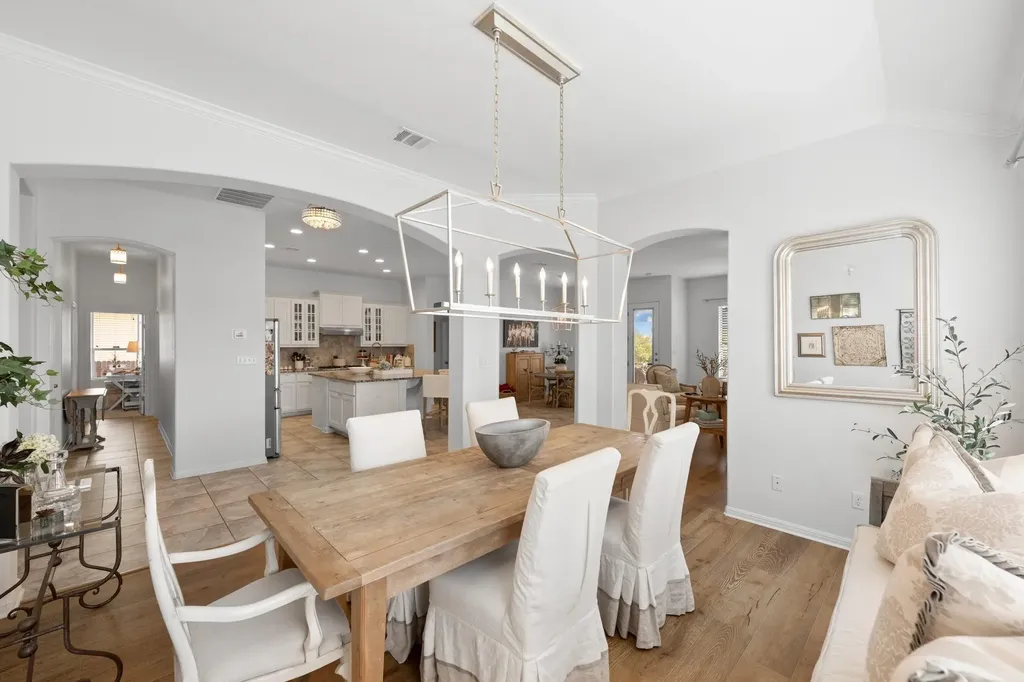 4221 Gandara Bend Austin TX 78738