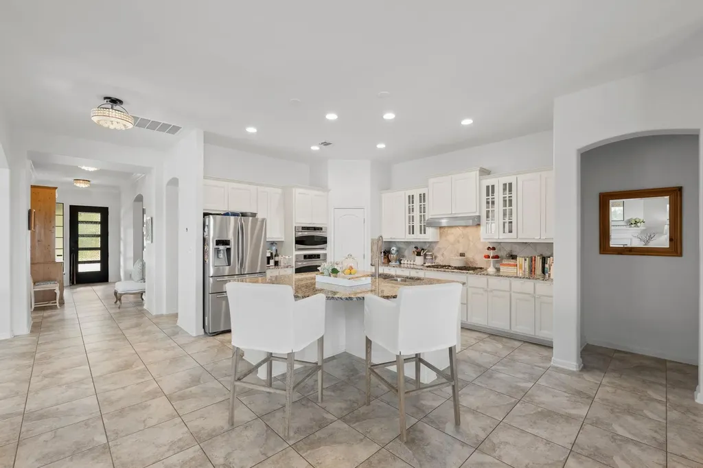 4221 Gandara Bend Austin TX 78738