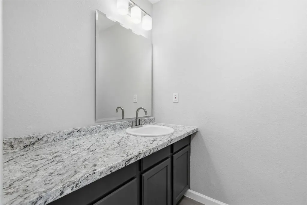 5728 Pinon Vista Drive Austin TX 78724