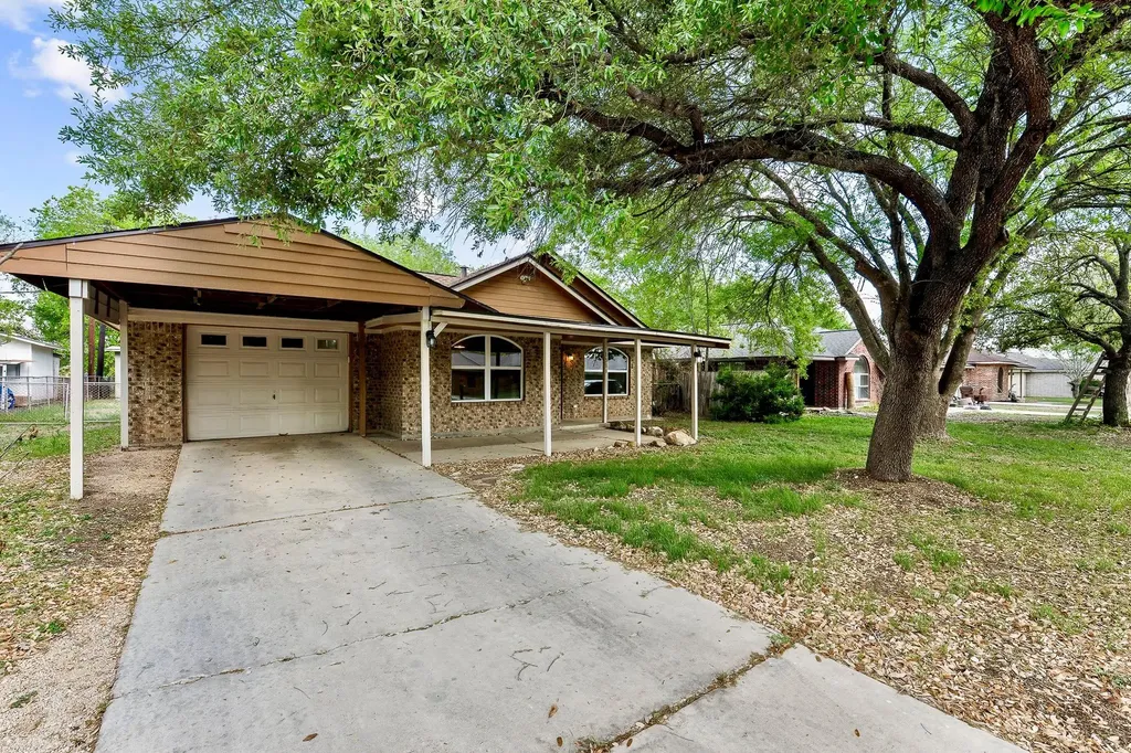 1311 Monte Vista Drive Lockhart TX 78644