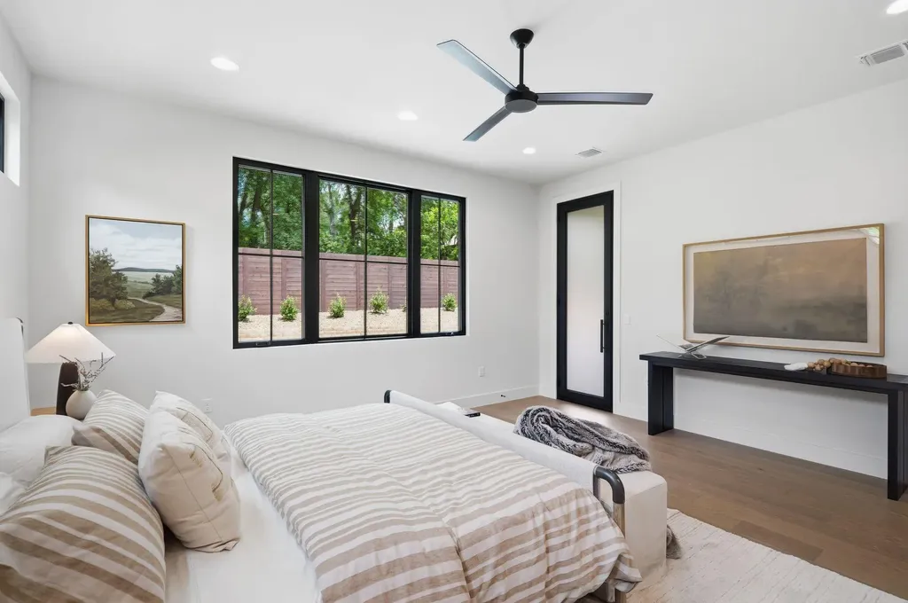 1904 Sharon Lane Austin TX 78703