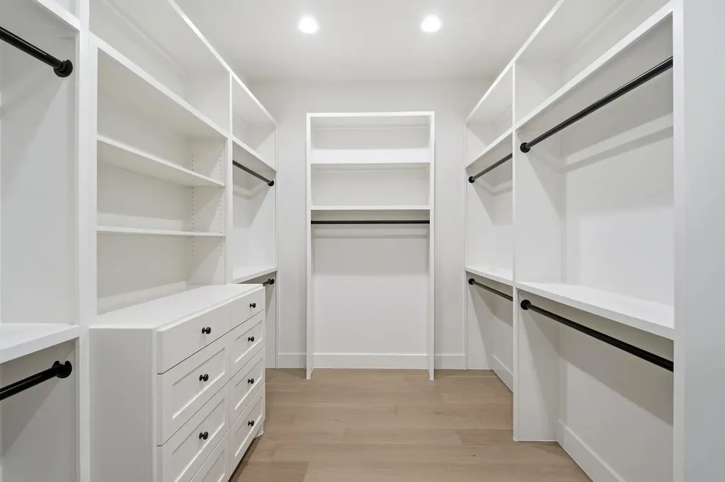 1904 Sharon Lane Austin TX 78703