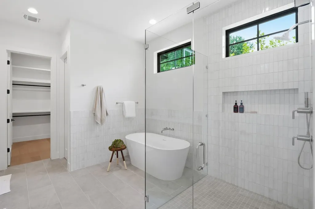 1904 Sharon Lane Austin TX 78703