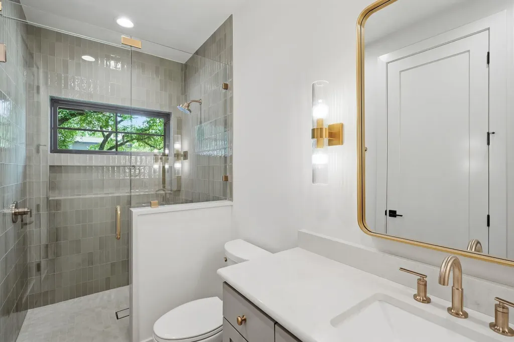1904 Sharon Lane Austin TX 78703