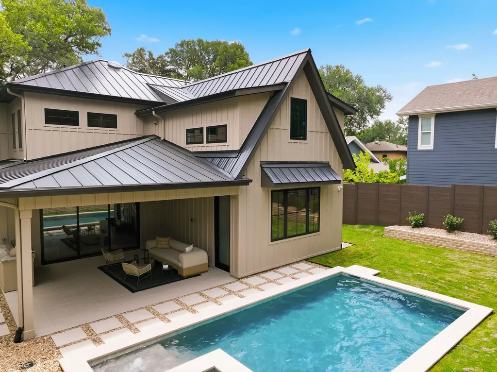 1904 Sharon Lane Austin TX 78703